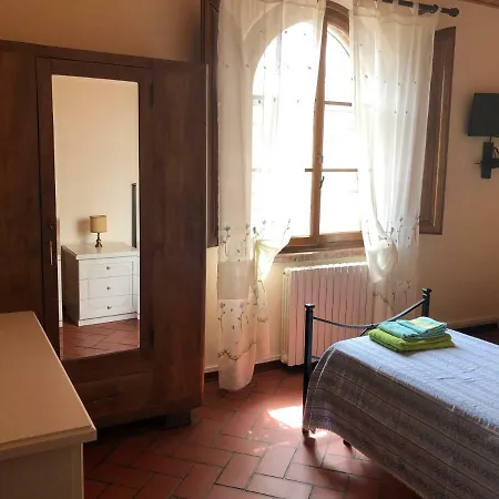Podere Elga Tatil Evi *