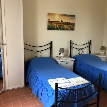 Tatil Evi Podere Elga Orentano