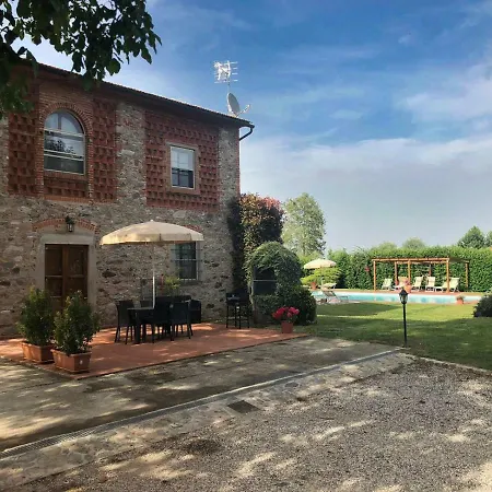 Tatil Evi Podere Elga *