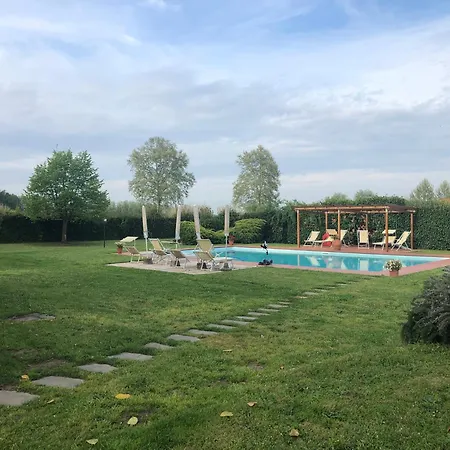 Tatil Evi Podere Elga Orentano