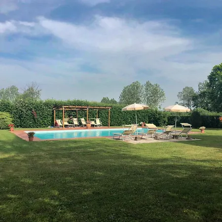 Podere Elga Tatil Evi Orentano