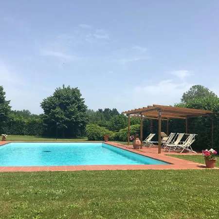 Podere Elga * Orentano